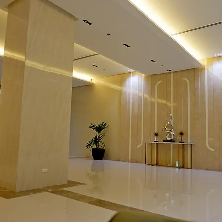 Travellers 101 Condo Near Manila Airport Exterior photo